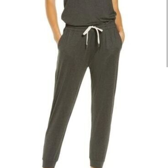 Vuori Black Jumpsuit Relaxed Fit Elastic Waist - Picture 2 of 5